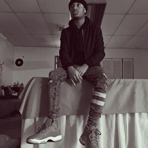 Meet your Posher, Zay